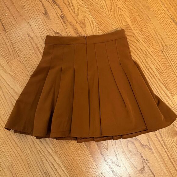 Princess Polly Tyra Mini Skirt – Rust Brown Pleated Skater Style - Picture 4 of 5